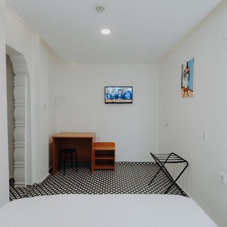 Deniz Pansiyon İzmir Exterior photo