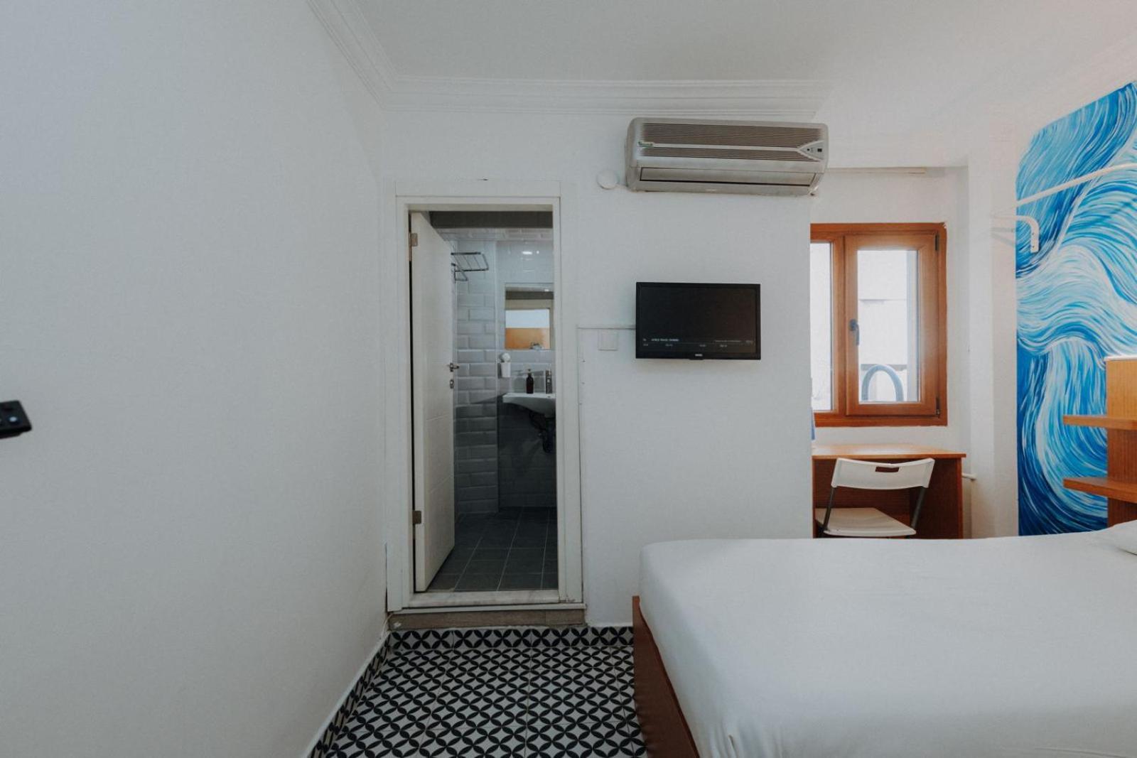 Deniz Pansiyon İzmir Exterior photo