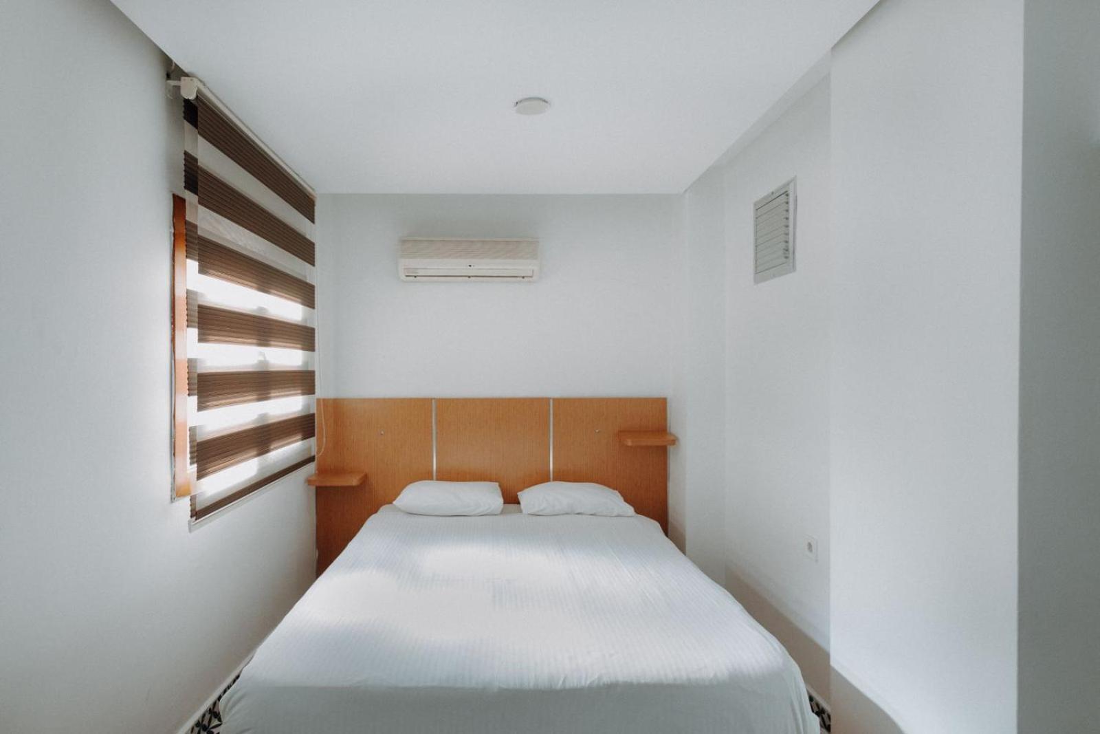 Deniz Pansiyon İzmir Exterior photo